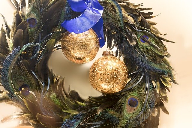 Free download Advent Wreath Peacock Feather -  free photo or picture to be edited with GIMP online image editor