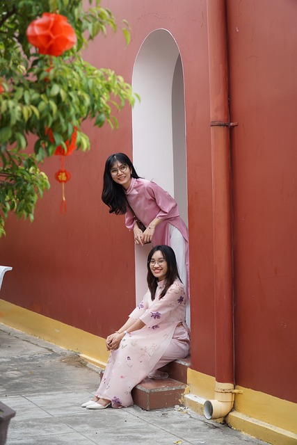 Free download ao dai women tet vietnam couple free picture to be edited with GIMP free online image editor