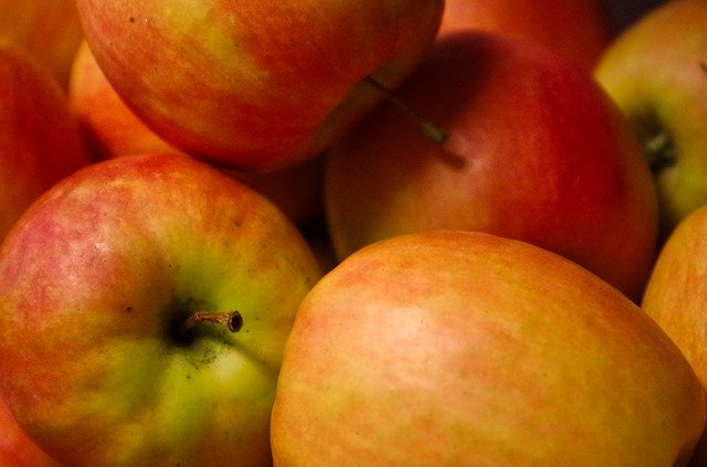 Free download Apple Healthy Fruit Vitamins -  free photo or picture to be edited with GIMP online image editor