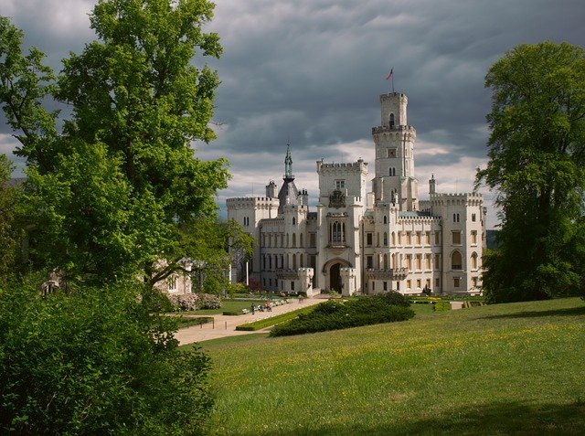 ดาวน์โหลด Architecture Castle Building Czech ฟรี - ภาพถ่ายหรือภาพฟรีที่จะแก้ไขด้วยโปรแกรมแก้ไขรูปภาพออนไลน์ GIMP