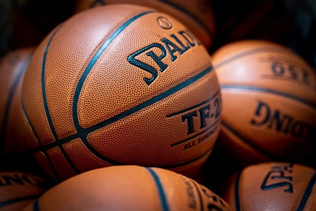 Free download ball basketball sports spalding free picture to be edited with GIMP free online image editor