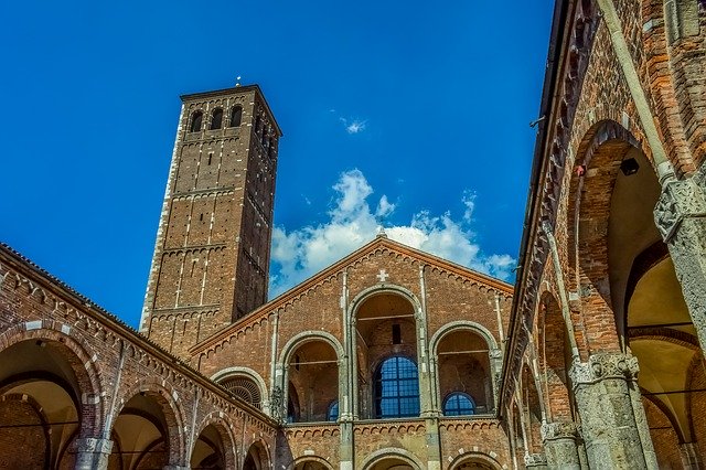 Unduh gratis Basilica Of St Ambrogio Sant - foto atau gambar gratis untuk diedit dengan editor gambar online GIMP