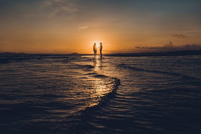 Free download beach couple sunset scenery free picture to be edited with GIMP free online image editor