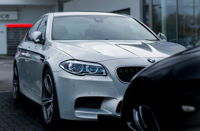 Free download bmw m5 f10 car vehicle auto free picture to be edited with GIMP free online image editor