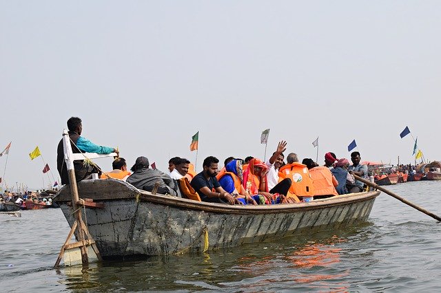 Free download Boat Ganges River -  free photo or picture to be edited with GIMP online image editor