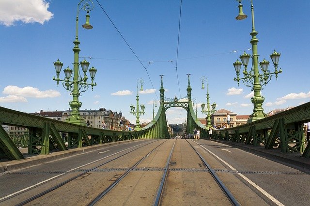 دانلود رایگان Bridge Budapest Hungary - عکس یا تصویر رایگان قابل ویرایش با ویرایشگر تصویر آنلاین GIMP