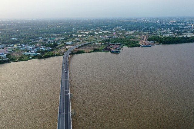 Free download bridge river my loi bridge cars free picture to be edited with GIMP free online image editor