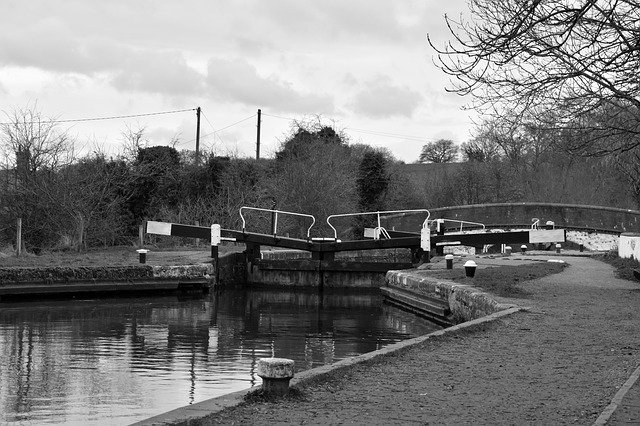 Free download Canal Lock Channel -  free photo or picture to be edited with GIMP online image editor