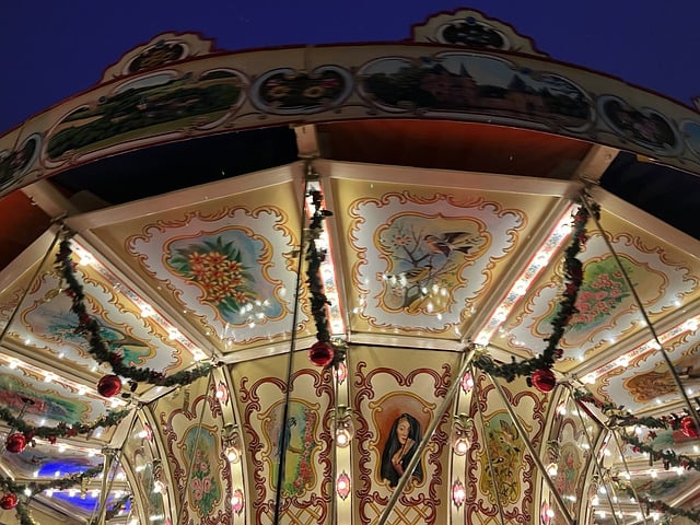 Free download carousel christmas market christmas free picture to be edited with GIMP free online image editor