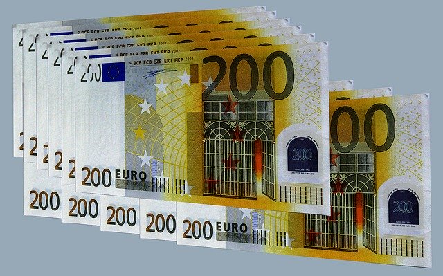 Free download Cash And Equivalents 200 Euro -  free illustration to be edited with GIMP free online image editor