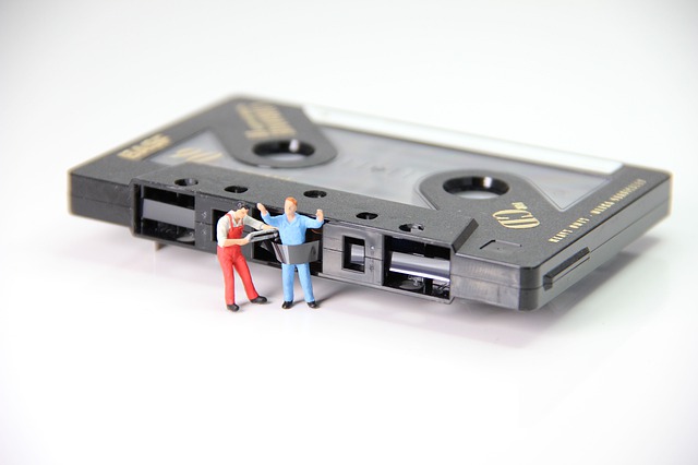 Free download cassette caught miniature figures free picture to be edited with GIMP free online image editor