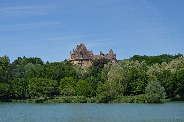 Free download Castle Of Lanquais Dordogne -  free photo or picture to be edited with GIMP online image editor