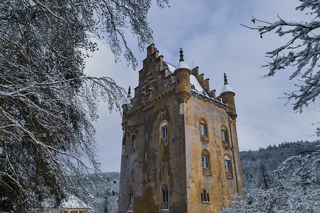 ດາວໂຫລດຟຣີ Castle Snow Winter ແມ່ແບບຮູບພາບທີ່ບໍ່ເສຍຄ່າເພື່ອແກ້ໄຂດ້ວຍຕົວແກ້ໄຂຮູບພາບອອນໄລນ໌ GIMP