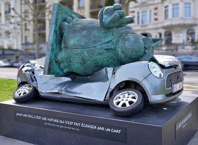 Free download cat car statue crushed comic free picture to be edited with GIMP free online image editor