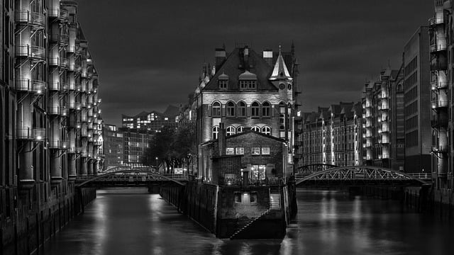 Free download channel building hamburg germany free picture to be edited with GIMP free online image editor