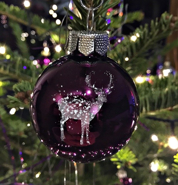 Free download Christmas Bauble Reindeer -  free illustration to be edited with GIMP free online image editor