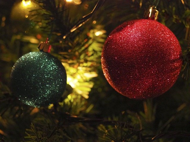 Free download Christmas Ornament Ornaments -  free photo or picture to be edited with GIMP online image editor