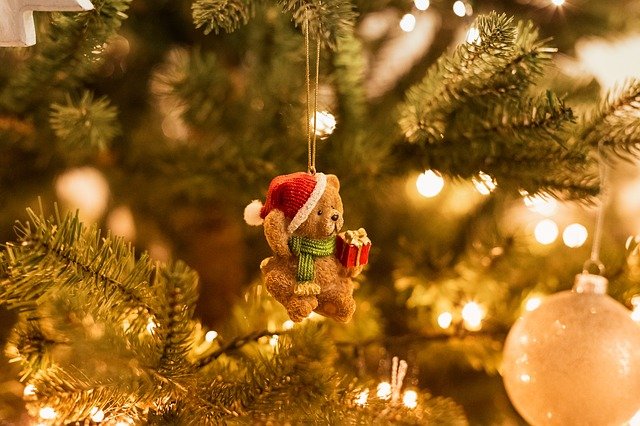 Free download christmas tree bear decoration free picture to be edited with GIMP free online image editor