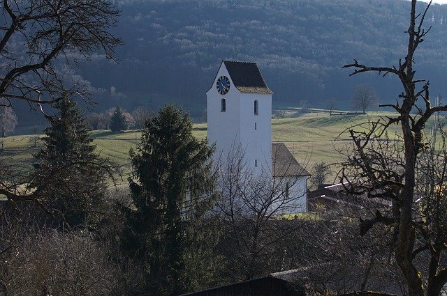 Kostenloser Download Kirche Mönthal Religion - kostenloses Foto oder Bild zum Bearbeiten mit dem Online-Bildeditor GIMP