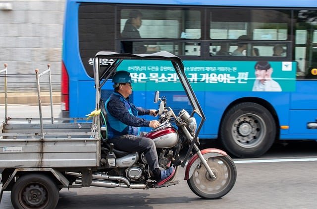 Free download city road transport traffic bus free picture to be edited with GIMP free online image editor