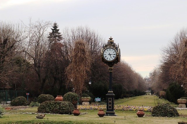 Free download Clock Cismigiu Bucharest -  free photo or picture to be edited with GIMP online image editor