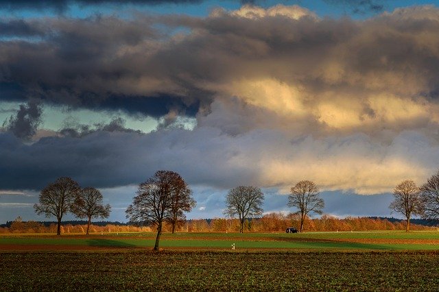 Free download Clouds Abendstimmung Barbed Wire -  free photo or picture to be edited with GIMP online image editor