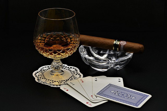 Free download cognac poker cigar playing cards free picture to be edited with GIMP free online image editor