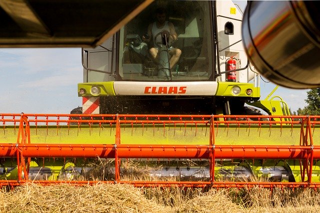 Free download Combine Harvester Harvest Cereals -  free photo or picture to be edited with GIMP online image editor