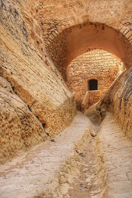 Free download Corridor Castillo Tunnel -  free photo or picture to be edited with GIMP online image editor