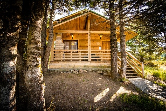 Gratis download Cottage Forest Cabin - gratis foto of afbeelding om te bewerken met GIMP online afbeeldingseditor