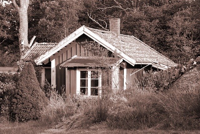 Free download Cottage Old Wooden -  free photo or picture to be edited with GIMP online image editor