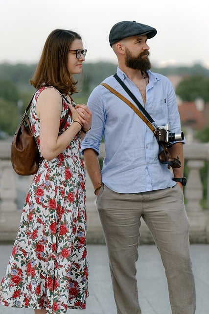 Free download couple spouses tourists casual bag free picture to be edited with GIMP free online image editor