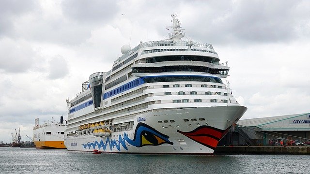 Free download Cruise Ship Southampton -  free photo or picture to be edited with GIMP online image editor