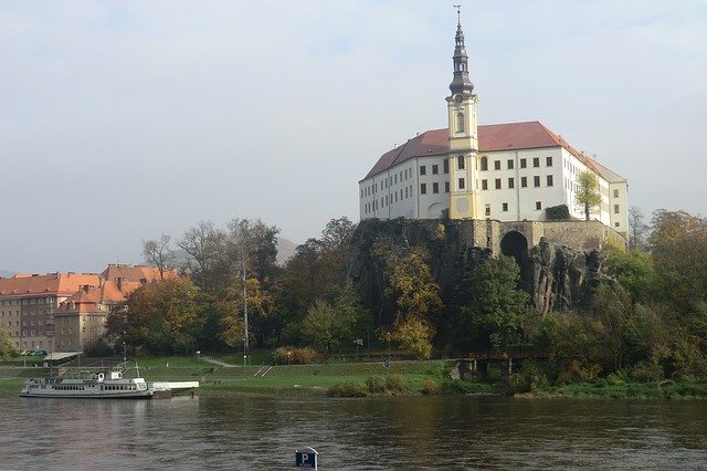 Free download Decin Děčín Castle -  free photo or picture to be edited with GIMP online image editor