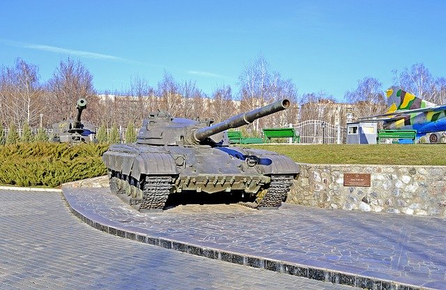 Free download Defender Of The Fatherland Tank -  free photo or picture to be edited with GIMP online image editor