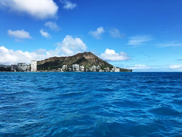 Free download Diamond Head Waikiki Mamala Bay -  free photo or picture to be edited with GIMP online image editor