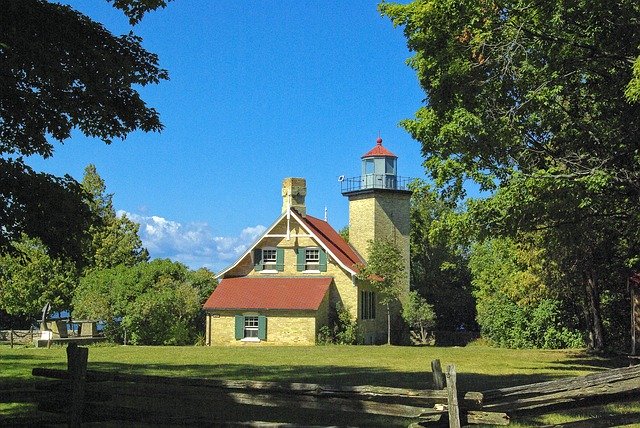 Free download Eagle Bluff Light Lighthouse -  free photo or picture to be edited with GIMP online image editor