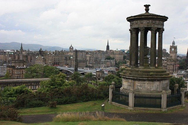 Téléchargement gratuit Edimbourg Ecosse Calton Hill - photo ou image gratuite à éditer avec l'éditeur d'images en ligne GIMP