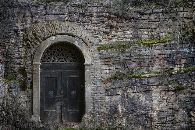 Free download Esztergom Gate Monument -  free photo or picture to be edited with GIMP online image editor