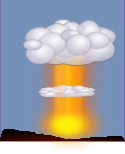 Descărcare gratuită Explosion Bomb Atomic - Grafică vectorială gratuită pe Pixabay ilustrație gratuită pentru a fi editată cu editorul de imagini online gratuit GIMP