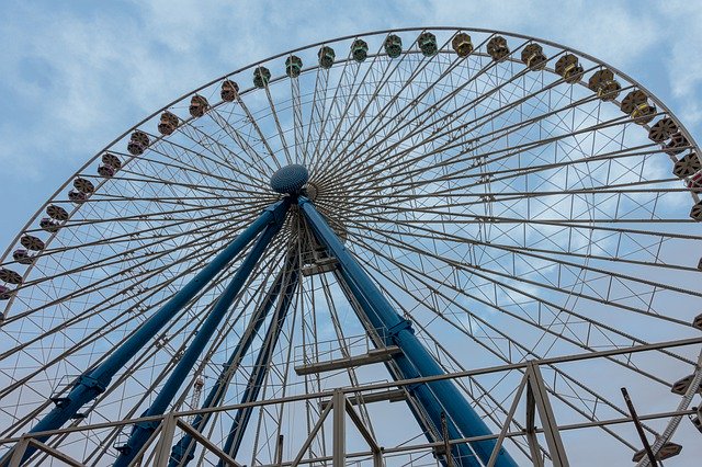 Free download Fair Ferris Wheel Gondolas Folk -  free photo or picture to be edited with GIMP online image editor