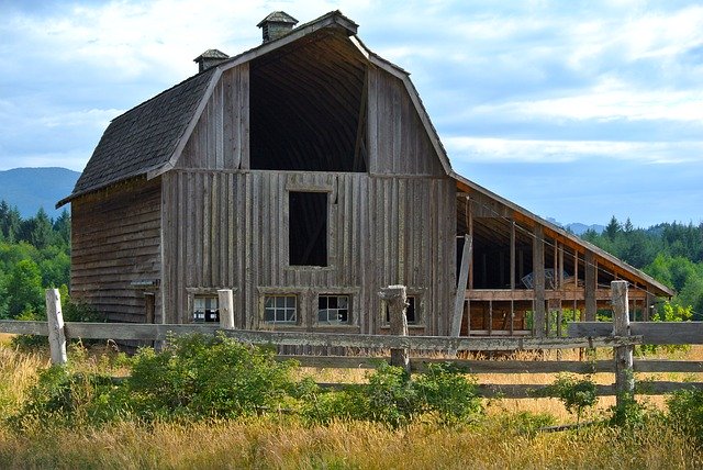 Free download Farm Barn Rural -  free photo or picture to be edited with GIMP online image editor