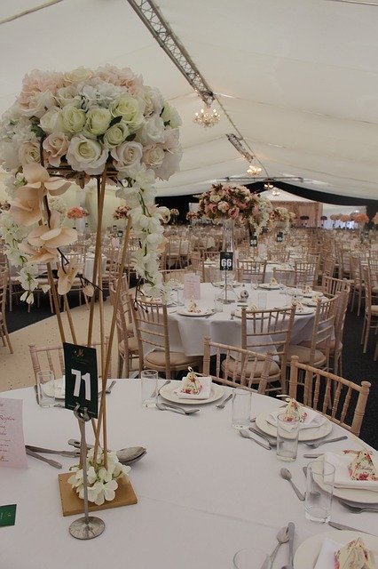 Free download Flowers Tables Wedding -  free photo or picture to be edited with GIMP online image editor