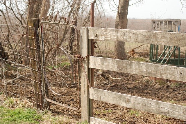 Free download Gate Farm Fence -  free photo or picture to be edited with GIMP online image editor