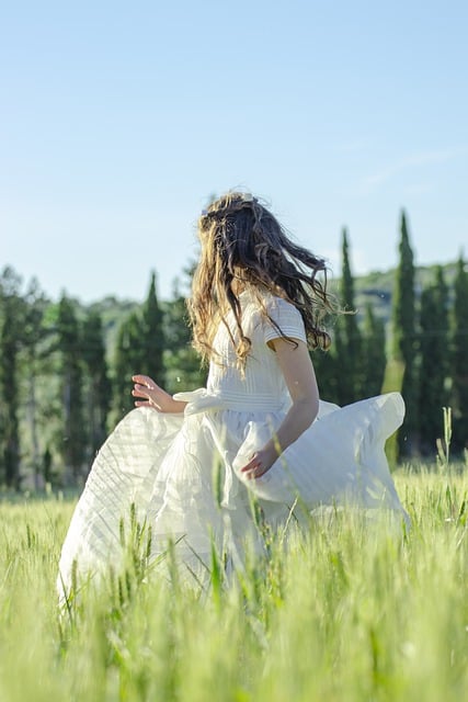 Free download girl communion field spring dress free picture to be edited with GIMP free online image editor