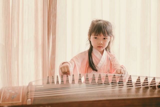 Free download girl daughter guzheng chinese style free picture to be edited with GIMP free online image editor