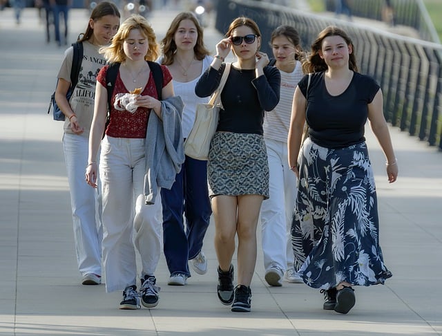 Free download girls group casual walking alley free picture to be edited with GIMP free online image editor