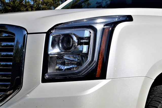 Free download gmc yukon headlamp headlight free picture to be edited with GIMP free online image editor