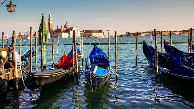 Free download Gondolas Venice Channel -  free photo or picture to be edited with GIMP online image editor