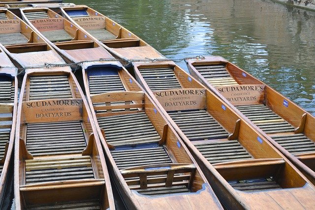 Téléchargement gratuit de Gondolier Boats - photo ou image gratuite à modifier avec l'éditeur d'images en ligne GIMP